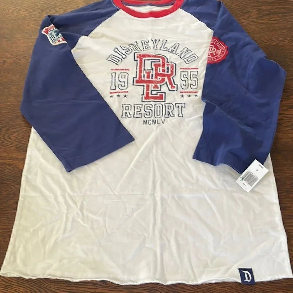 Disney Parks White/Navy/Red Baseball Tee Mens S Disneyland Resort W/Patches